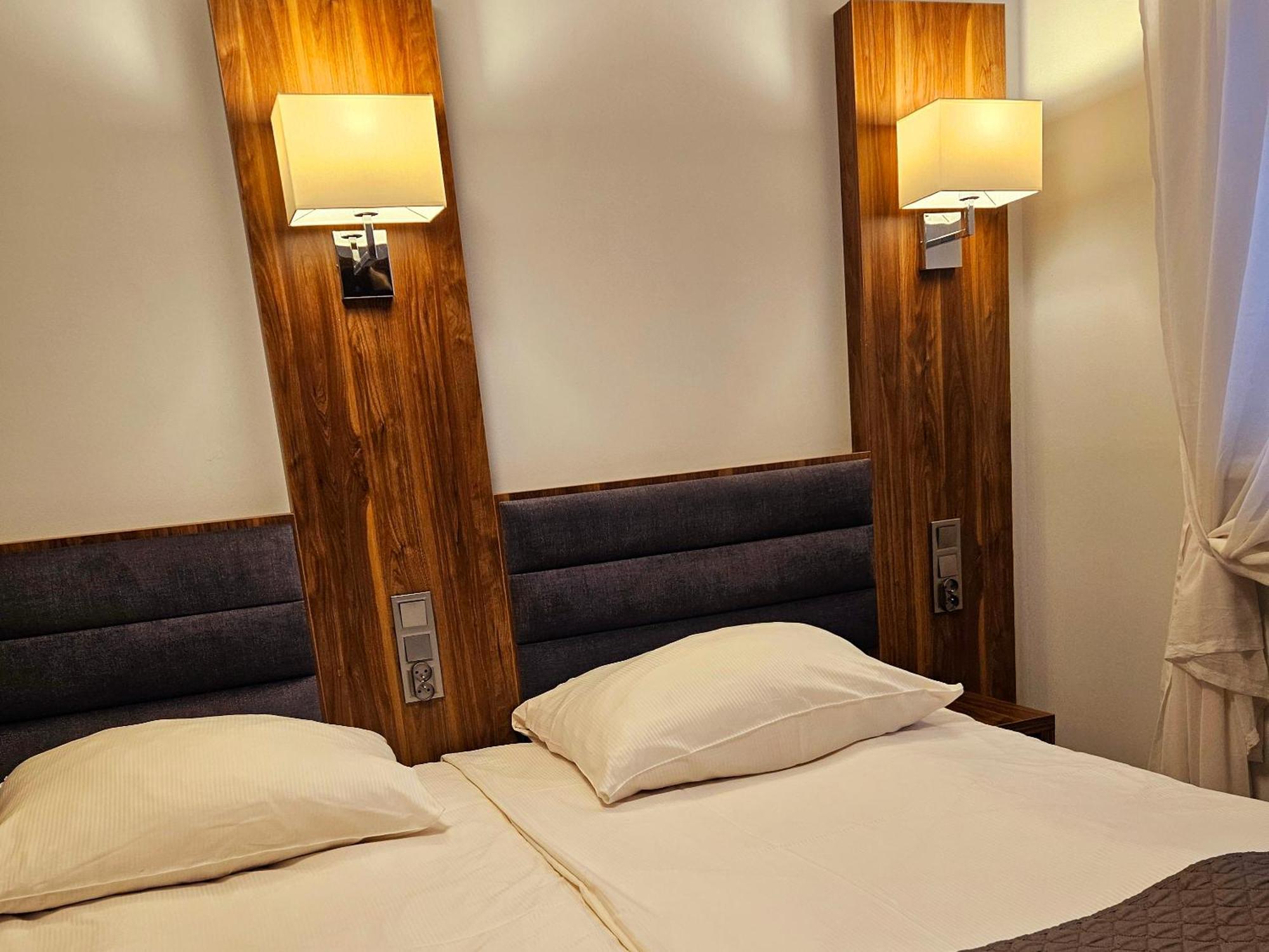 Hotel Hawana Bydgoszcz Buitenkant foto