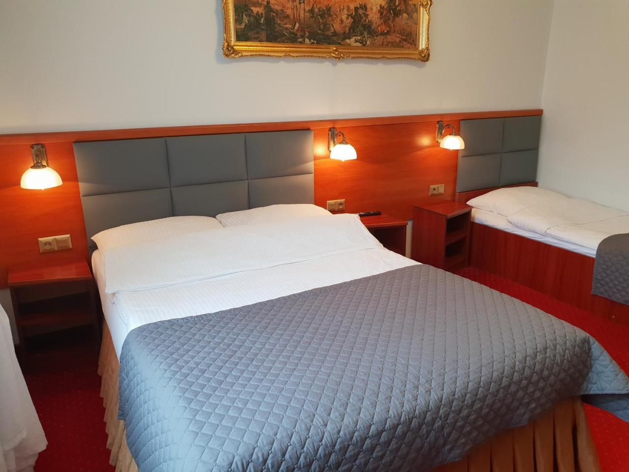 Hotel Hawana Bydgoszcz Buitenkant foto